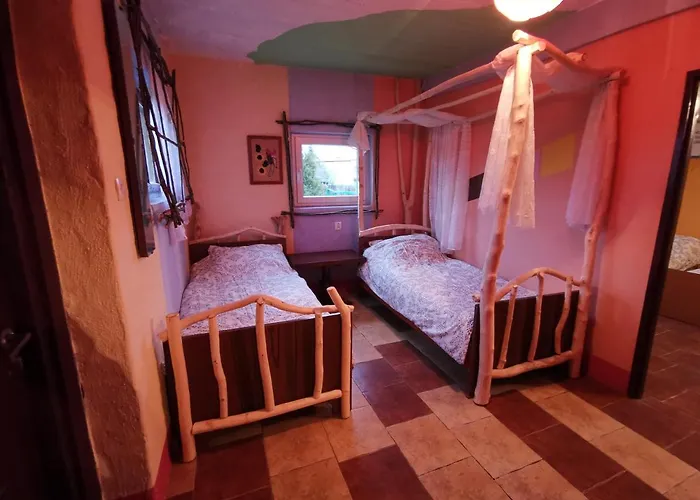 Na Końcu świata Gospodarstwo agroturystyczne *